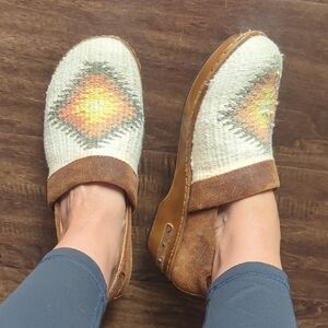 Artisan Brown and Cream Patterned Mules